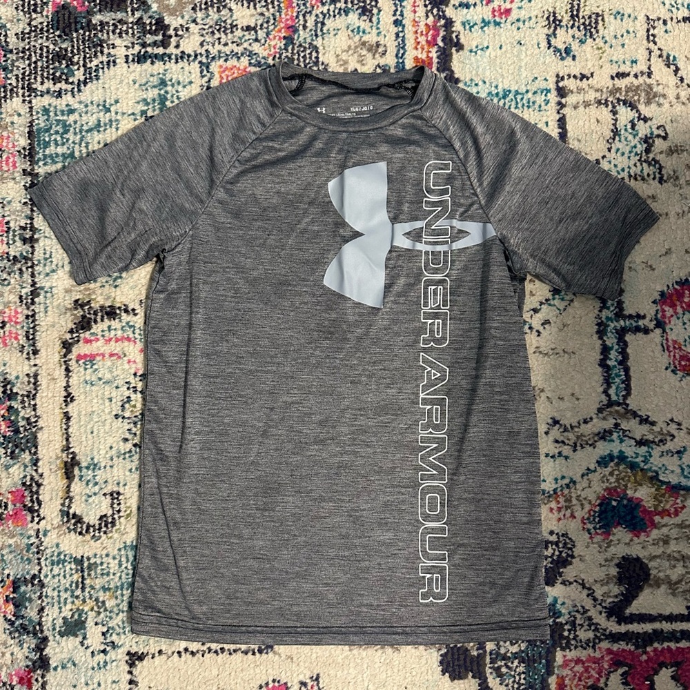 Youth Under Armour Gray Short Sleeve Performance Tee (LARGE)